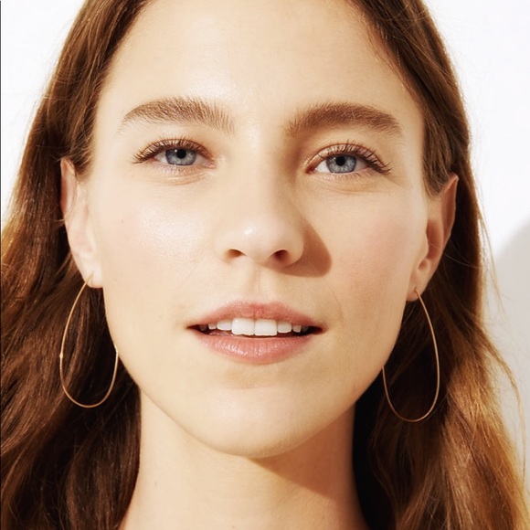 Oval Hoop Earrings  (Gold only available) - Picture 2 of 2